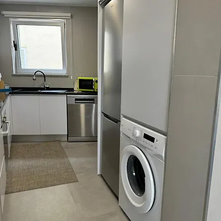 Marina Gemeos - Center By Hd Apartment *