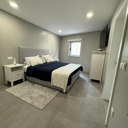 Marina Gemeos - Center By Hd * Виламура