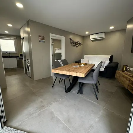 Marina Gemeos - Center By Hd * Виламура