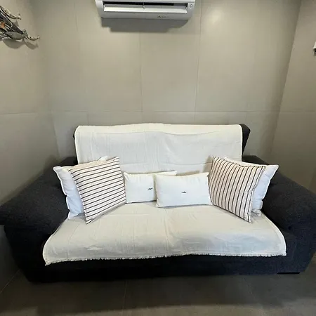 Marina Gemeos - Center By Hd Виламура